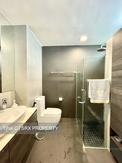 Kew Vale (D16), Terrace #309664831